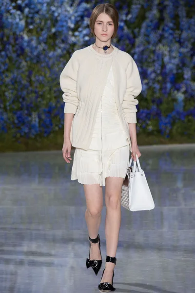 Look 26